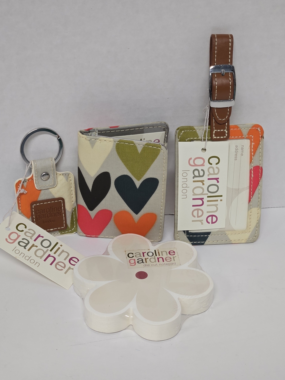 Vntg Caroline Gardner Travel Accessories (4 Piece Set) NWT